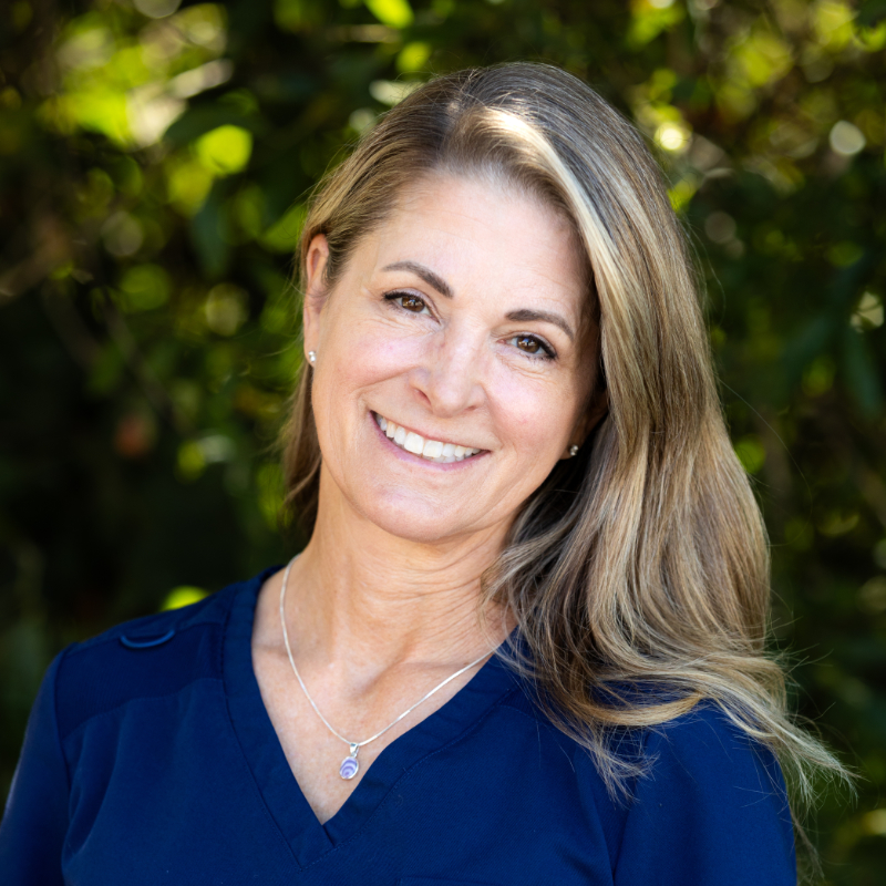 portrait-hygienist2-800px